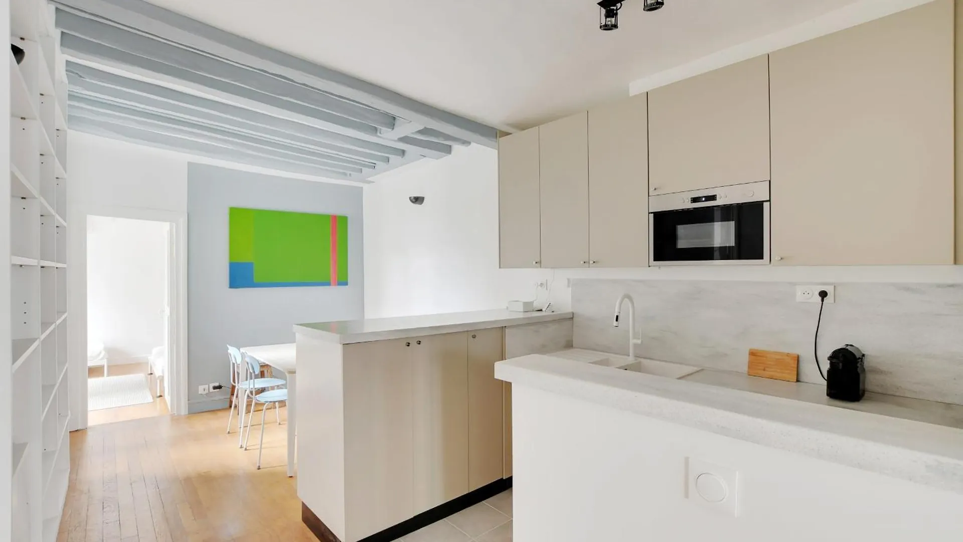 Turenne - Voges Luxury Apartment Paris