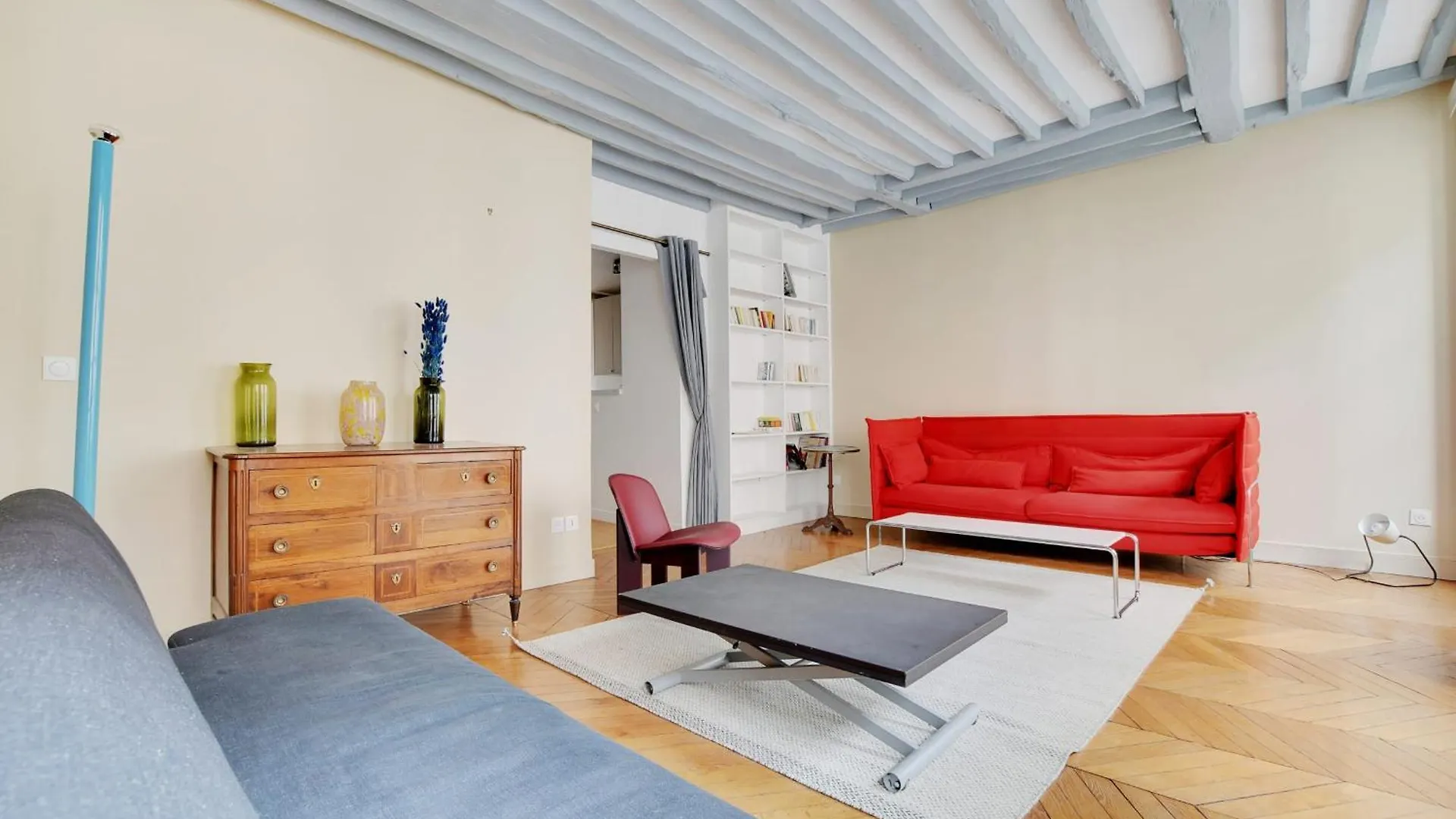 Turenne - Voges Luxury Apartment Paris France