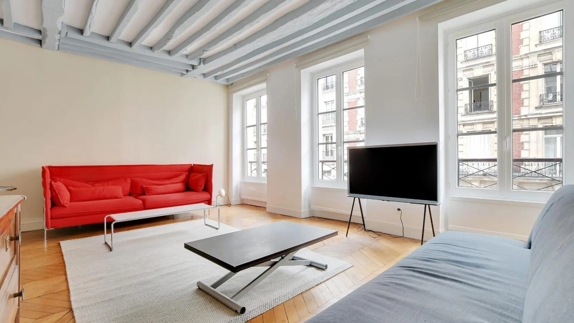 Turenne - Voges Luxury Apartment Paris 0*,  France